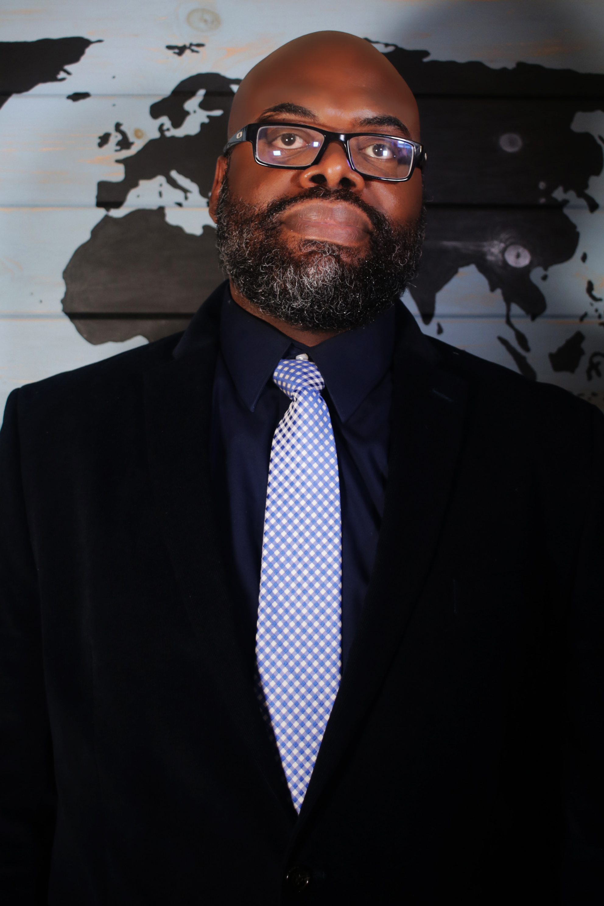 Ronald Clinton Jr., Legal Contracts & Tax Consultant